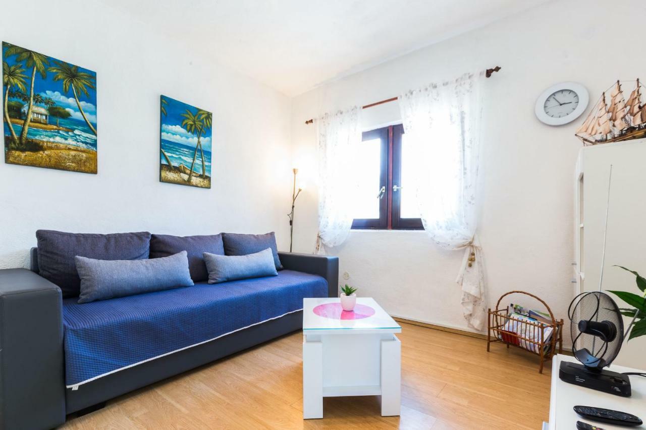 Holiday Home Flora Zadar Dış mekan fotoğraf
