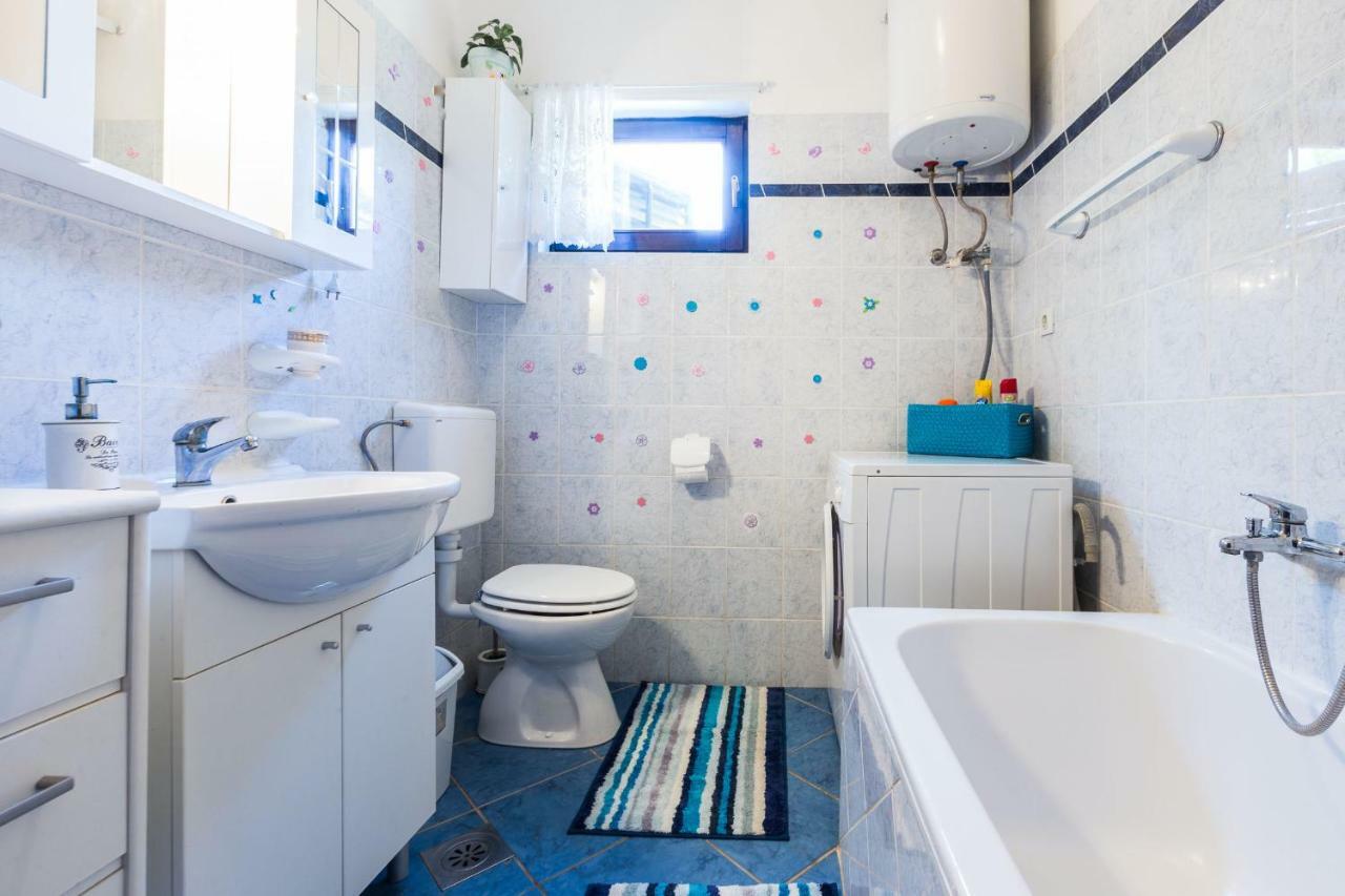 Holiday Home Flora Zadar Dış mekan fotoğraf