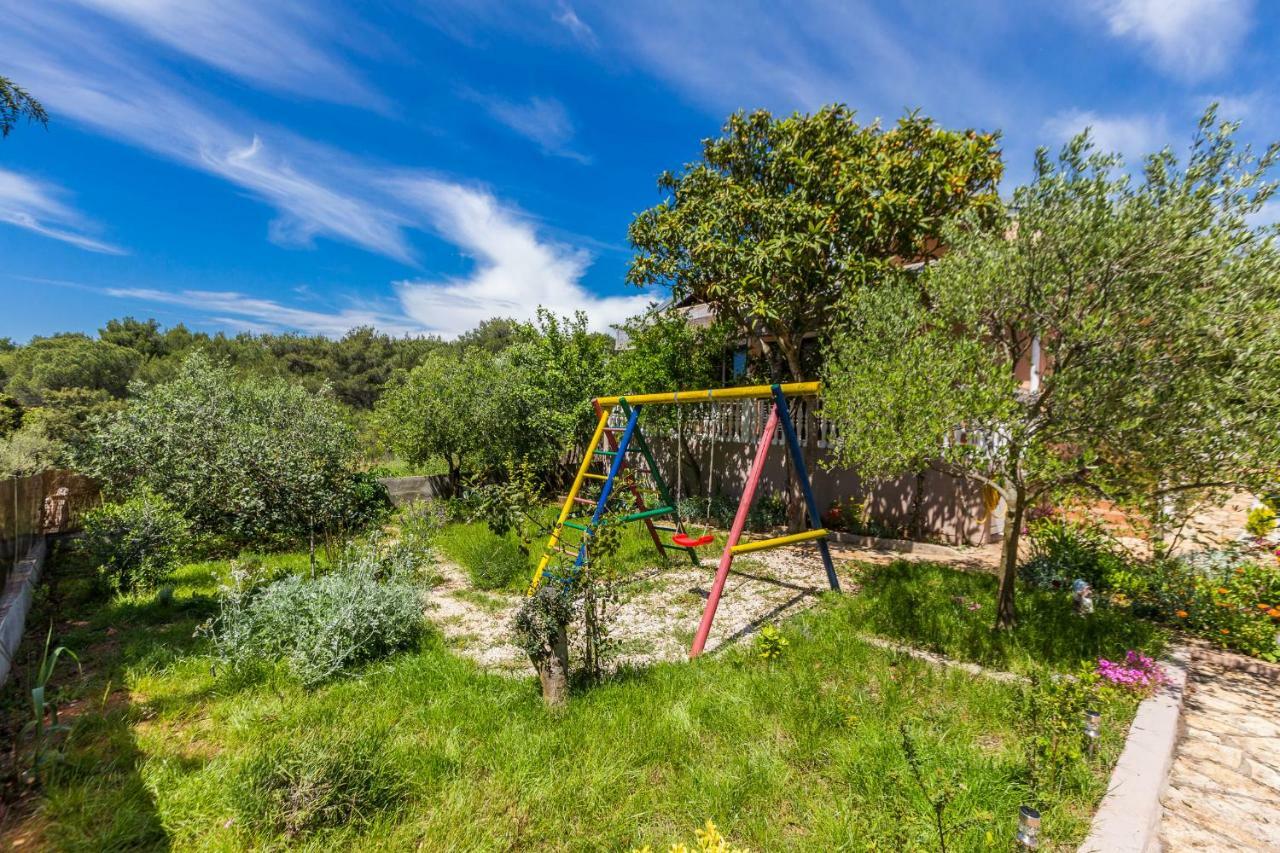 Holiday Home Flora Zadar Dış mekan fotoğraf
