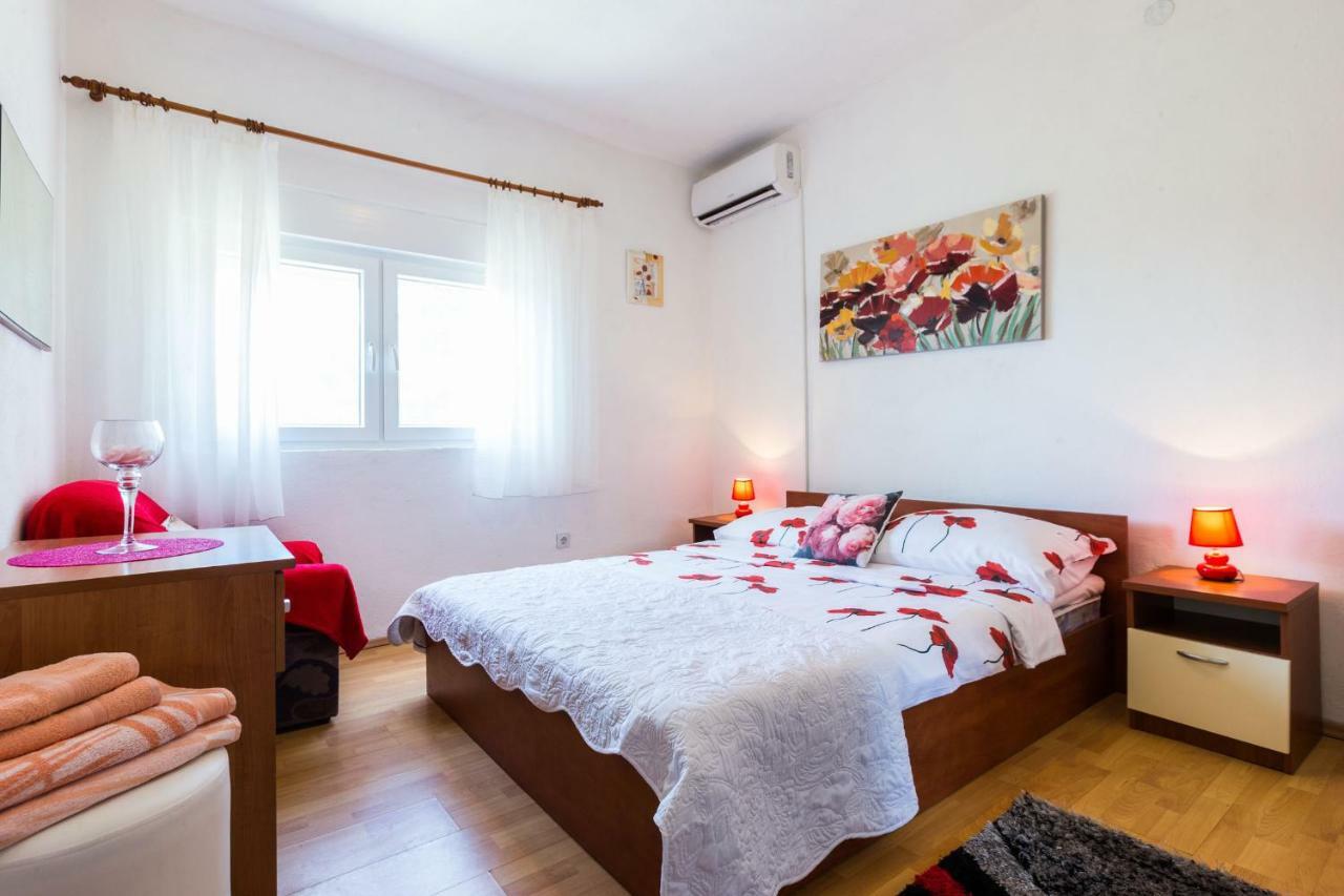 Holiday Home Flora Zadar Dış mekan fotoğraf