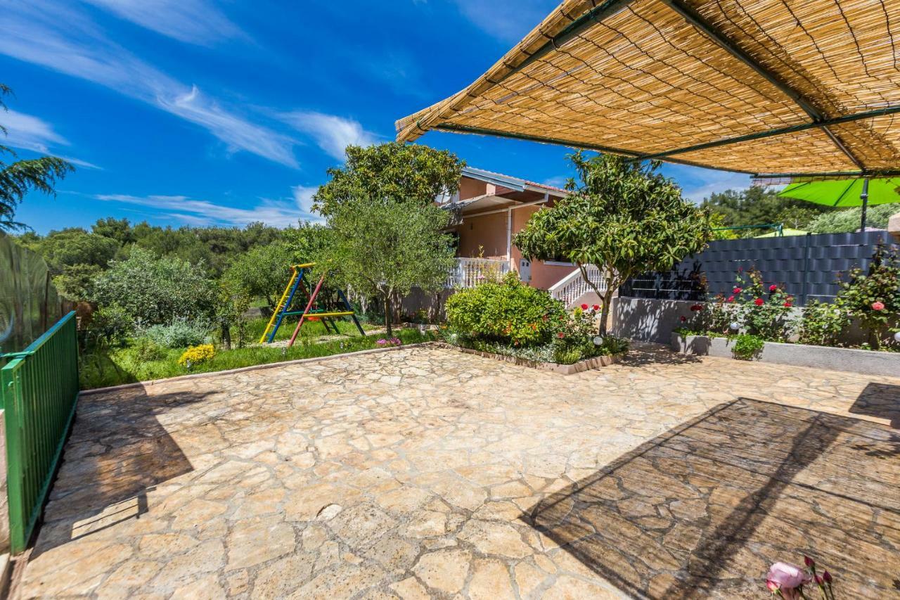 Holiday Home Flora Zadar Dış mekan fotoğraf