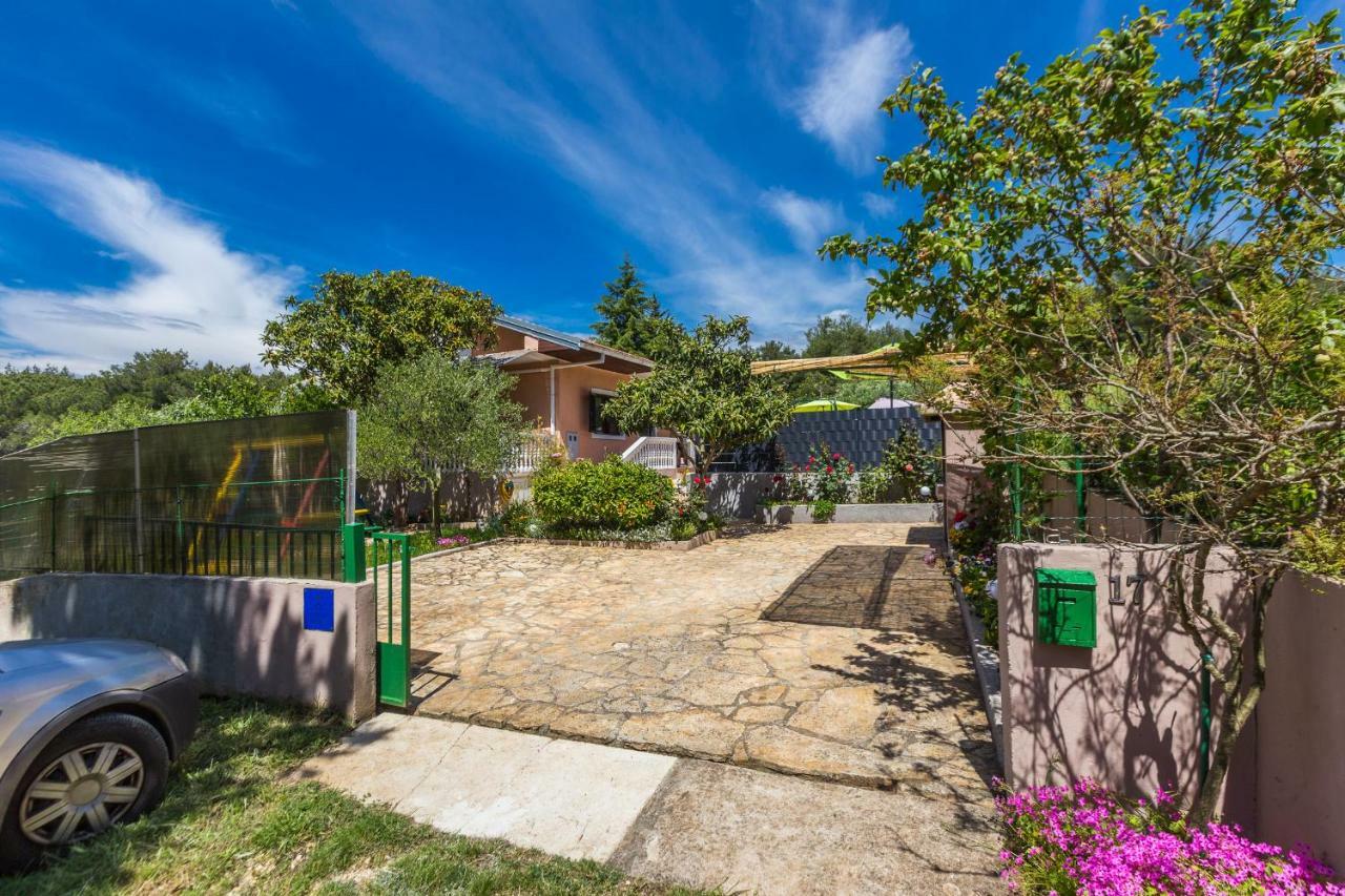Holiday Home Flora Zadar Dış mekan fotoğraf